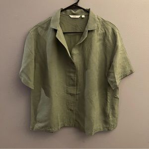 Uniqlo Button Up